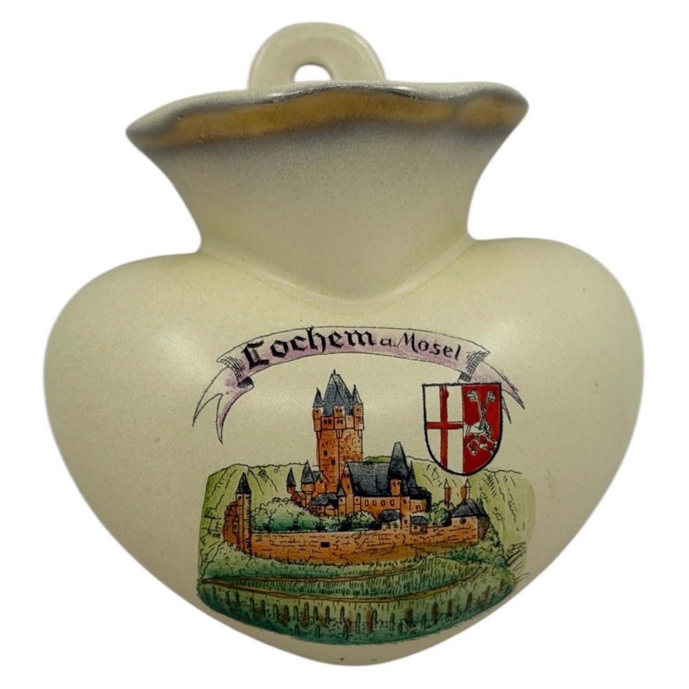Vintage‎ Cochem am Mosel Heart Wall Pocket Vase Germany Souvenir Ceramic Castle